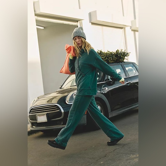 NWT! FP Free People Movement Ready To Go Set Sz Small - Picture 2 of 6